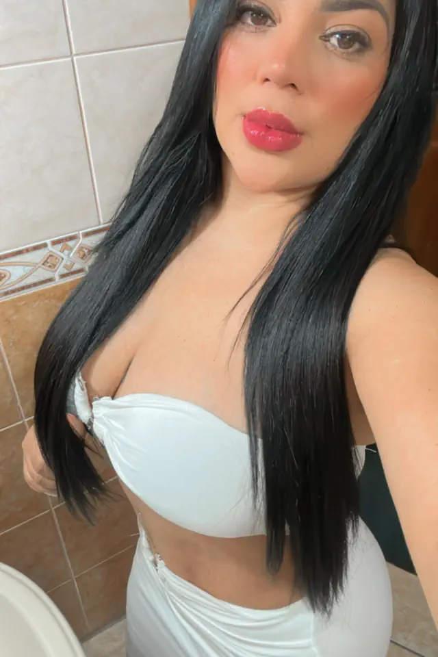 escort-media-4333912c-c733-4052-86a1-b8f0831d74a7