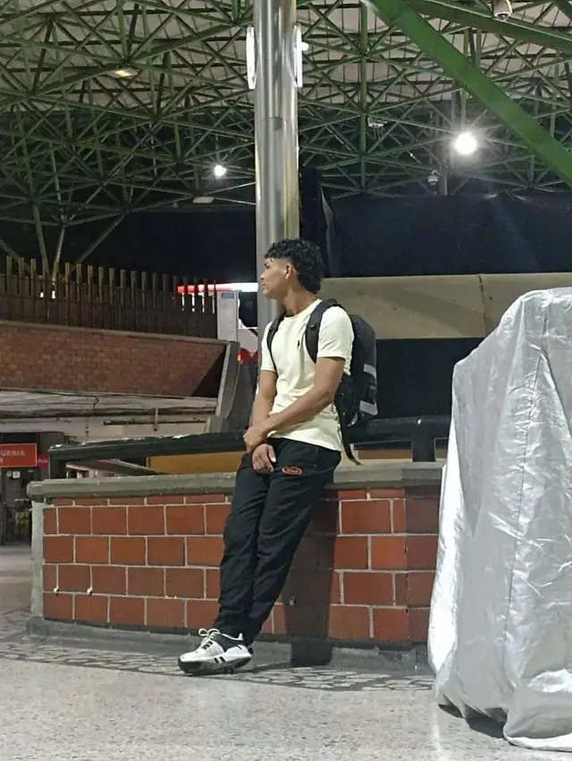 escort-media-674ea27c-aeb2-42be-9f24-4a77d99aa750