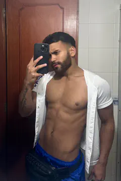 Lucas - Foto 12932e6f-35f8-4f35-86cc-b03cab6db781