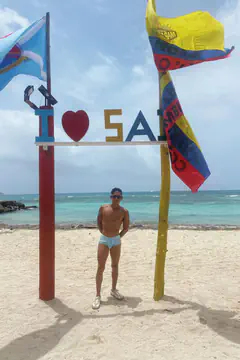 Daniel Acosta - Foto 3a62721a-589c-4f57-ae38-c74beb4d2069
