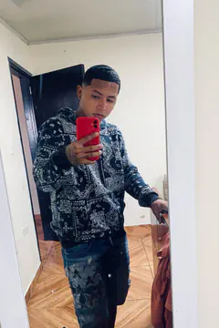 Carlos - Foto 7a64a852-b3db-4317-a799-05ecf06f4613