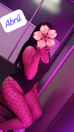 Abril - Foto 7f4ebc4e-ebe5-4670-b955-ea07e52790c2