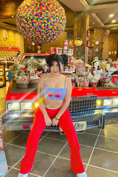 Charlotte - Foto bdd5010b-94c3-48c0-b440-4fa944b55197