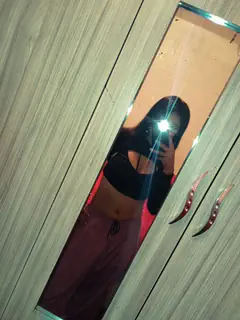 Jenifer - Foto dfbecb01-21a3-47c4-9b79-ea0bdefb8f75